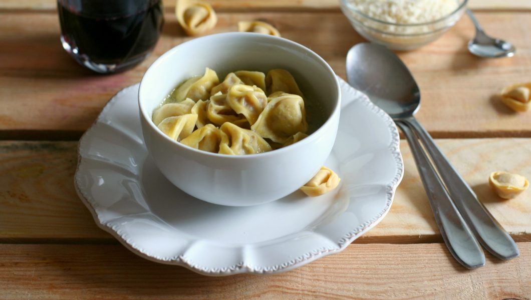 Tortellini in brodo