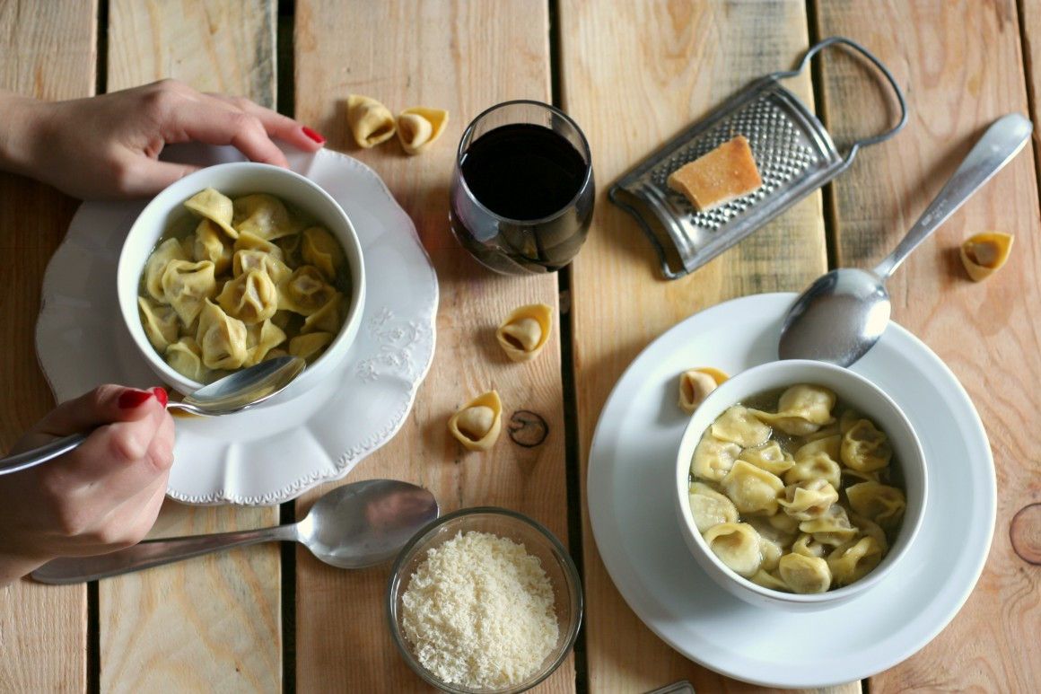 Non i soliti tortellini a Natale: 4 ricette da provare più quella della tradizione