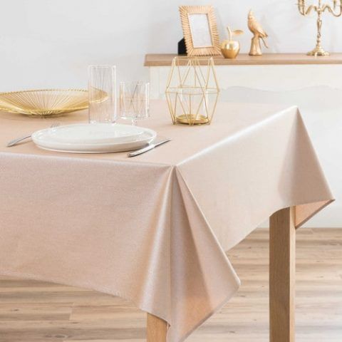 Tovaglia rivestita dorata 140 x 250 cm - 49.99 euro