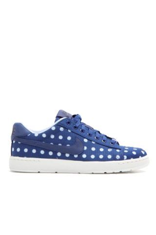 Nike a pois 120 €