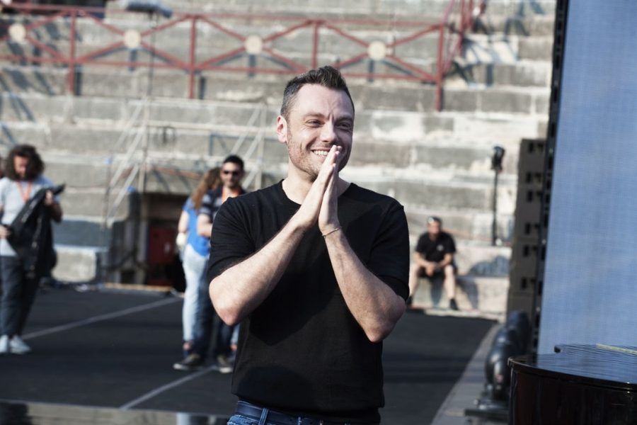 Tiziano Ferro Avis