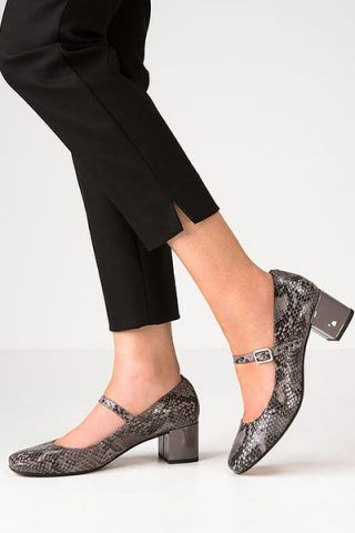 Clarks 60 €