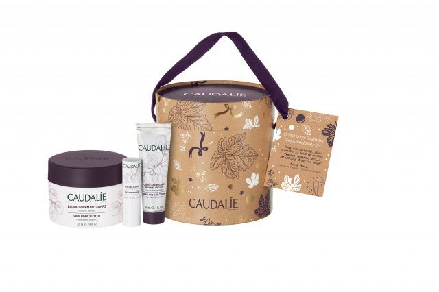 Caudalie, COFFRET CORPS GOURMAND: Baume Gourmand Corps – Crème Gourmande Mains et Ongles – Soin de Lévres. 25,20 euro.
