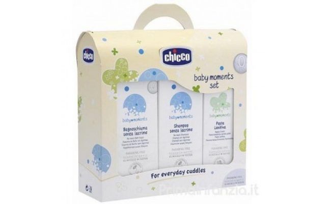 Chicco Trial Set Bagno Shampoo Pasta, contiene bagnoschiuma, shampoo e pasta lenitiva. 11,20 euro.