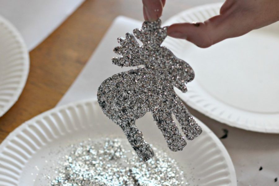 DIY-Wood-Glitter-Ornaments-.9-1024x682