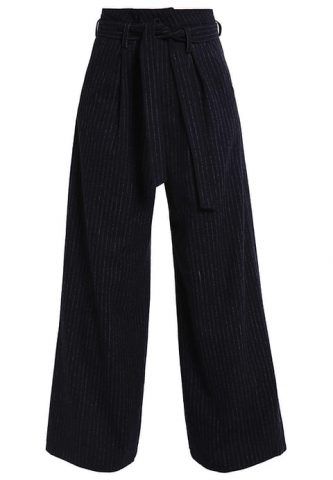 Pantaloni Native Youth €70