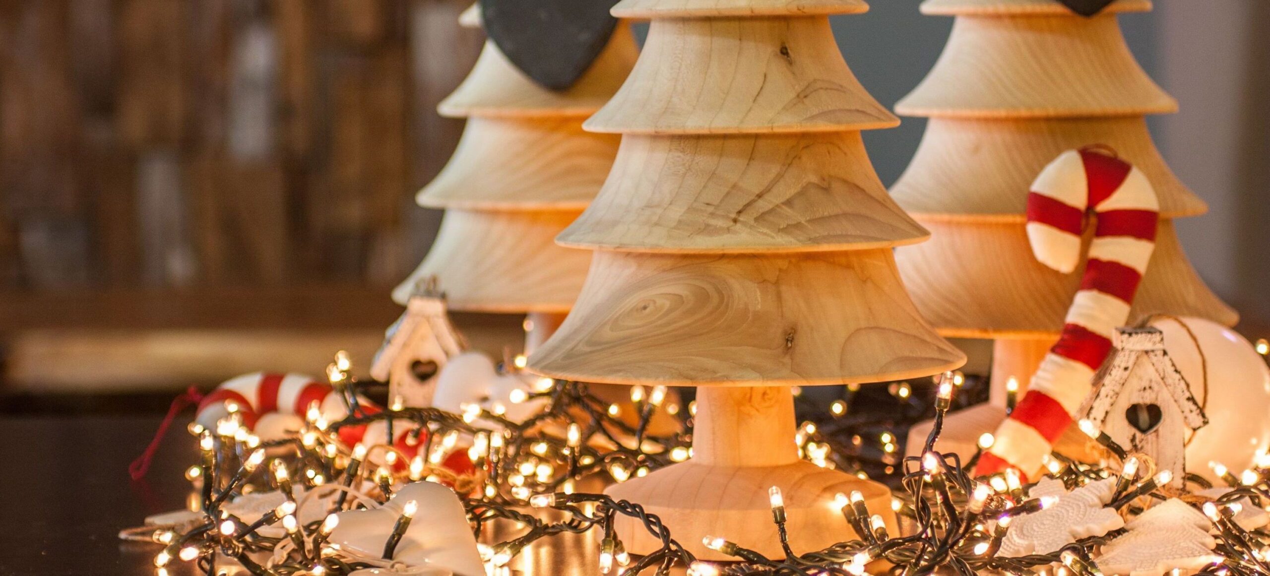 Il design che reinventa Presepe e Albero di Natale