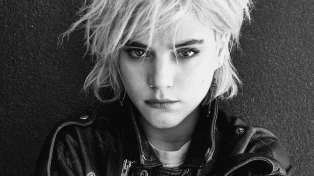 Soko, cantante, cantautrice e attrice dallo stile francese