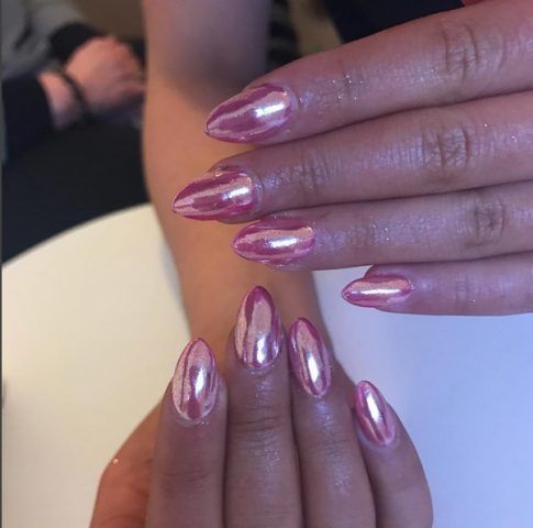 Nail Trend: le unghie a specchio