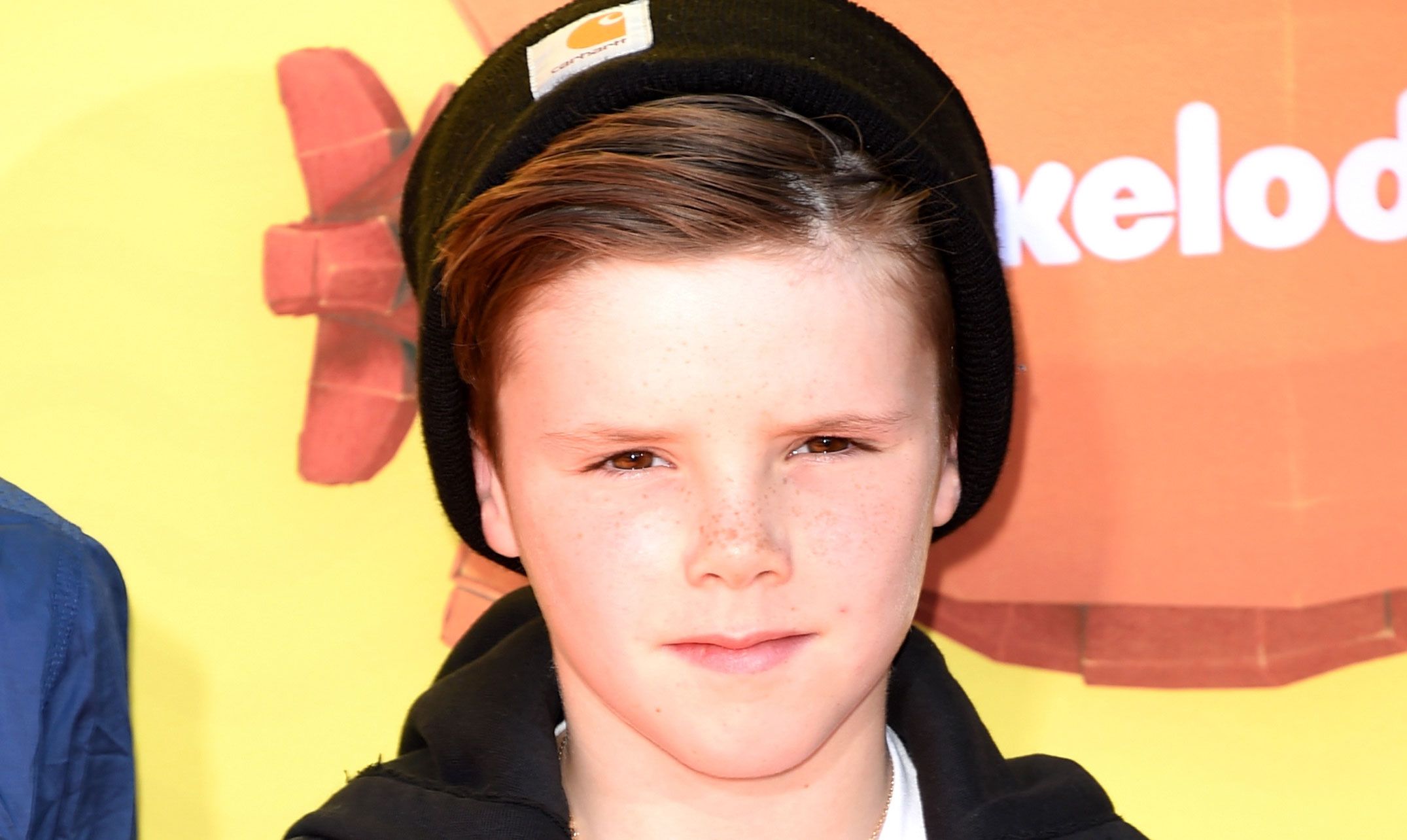 Cruz Beckham incide una canzone di Natale: ed è subito polemica