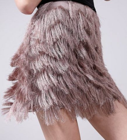 Gonna Frange brillante - Stradivarius 25.95 euro