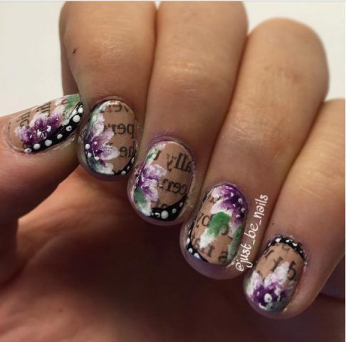 Newspaper Nail Art: con decorazioni