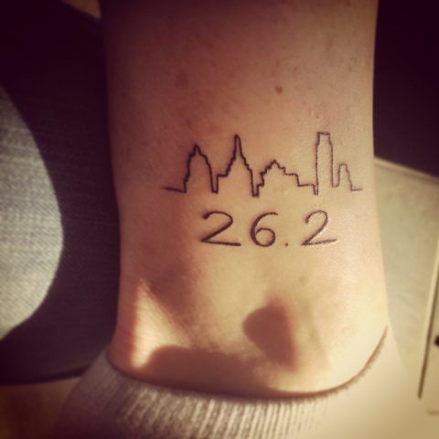 Tatuaggi per amanti del fitness: maratona