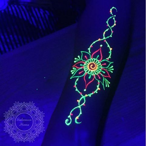 Tatuaggi all'henné