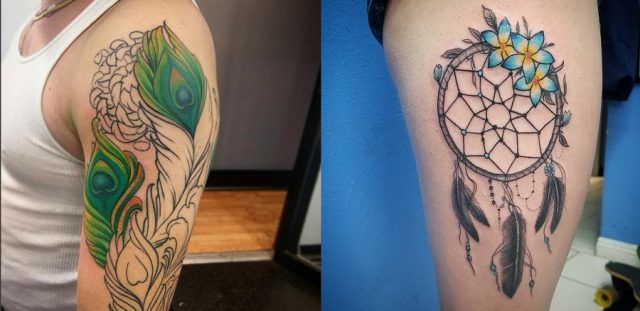 Tatuaggio con piuma di pavone e indiano
