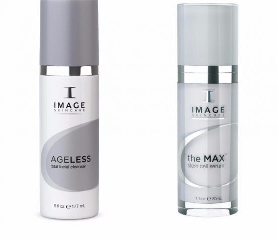 Nailevo, Ageless Total Facial Cleanser (39 euro) per detergere la pelle per esfoliare e prevenire punti neri e peli incarniti, con MAX serum, tecnologia anti-age e cellule staminali per prevenire e ridurre le rughe, lenendo l’irritazione post-rasatura (119 euro).