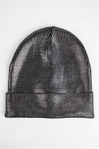 Beanie dai riflessi metallici di Bershka