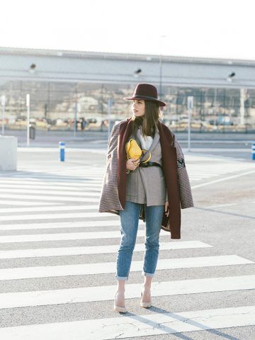 Cappotto e jeans cropped - Dal blog Seams for a Desire