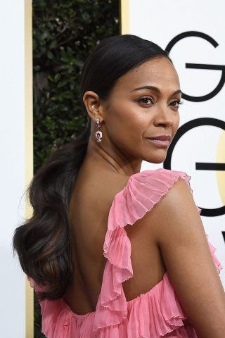 Coda bassa per Zoe Saldana
