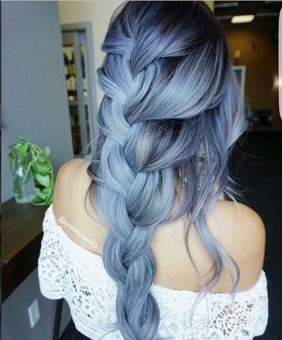 Ice Blue Hair, lunghi