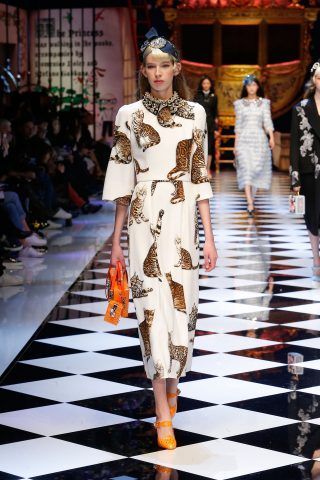 Abito bianco D&G fairytale f-w 2017