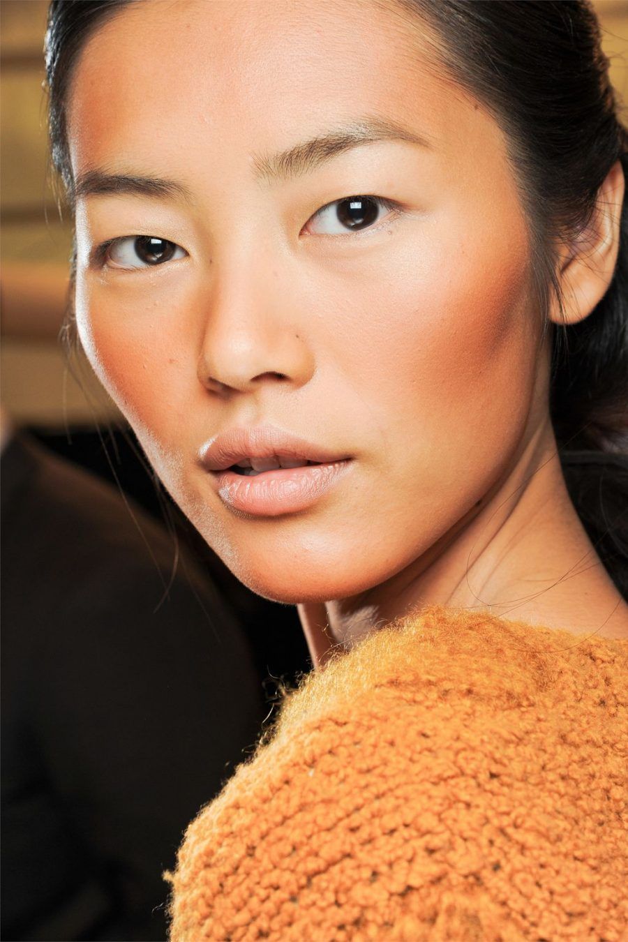 liu-wen-bronzing-beauty