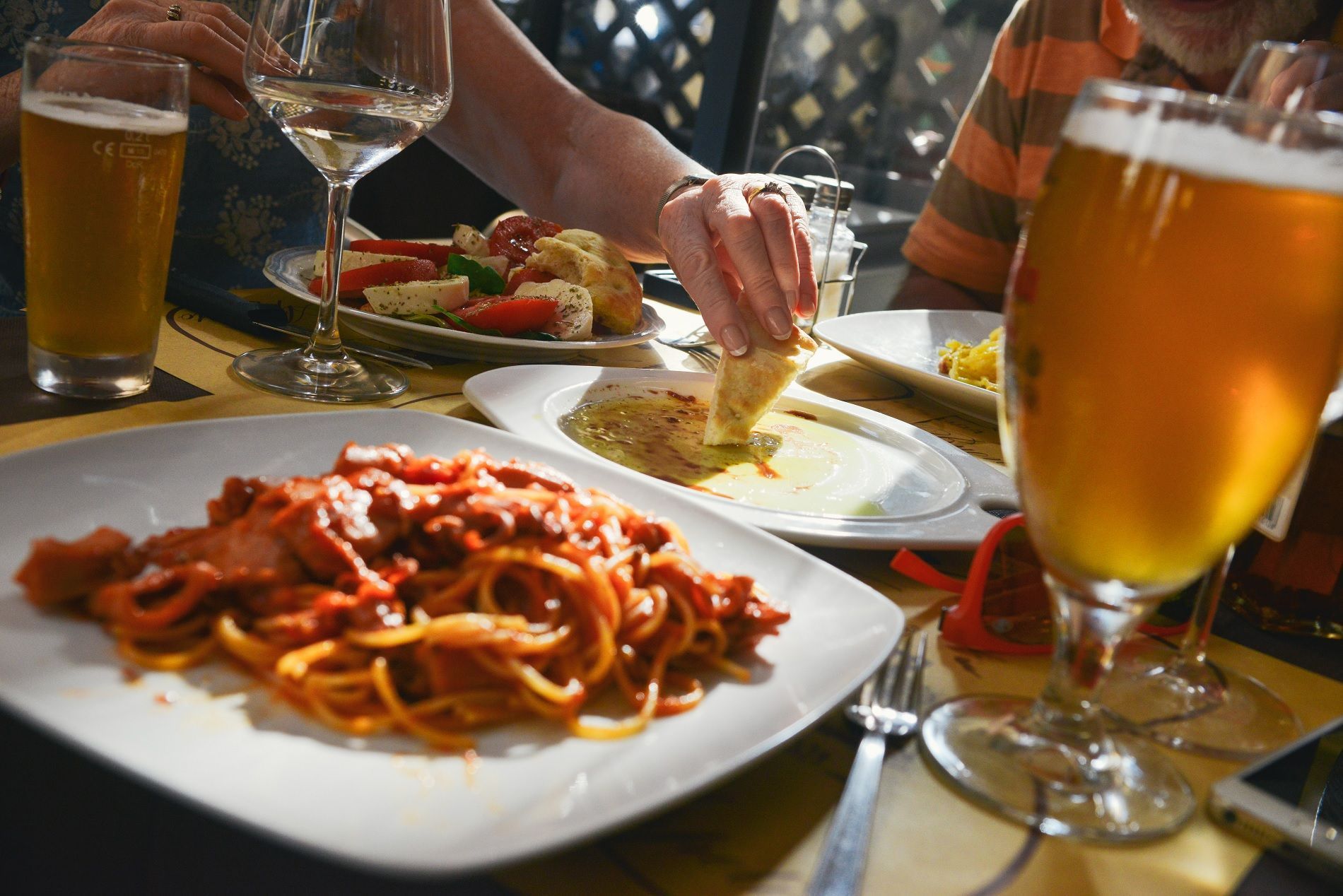 6 consigli per mangiare meglio al ristorante