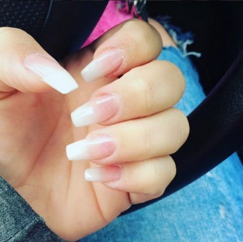 Nail trend, BabyBoomers con unghie lunghe