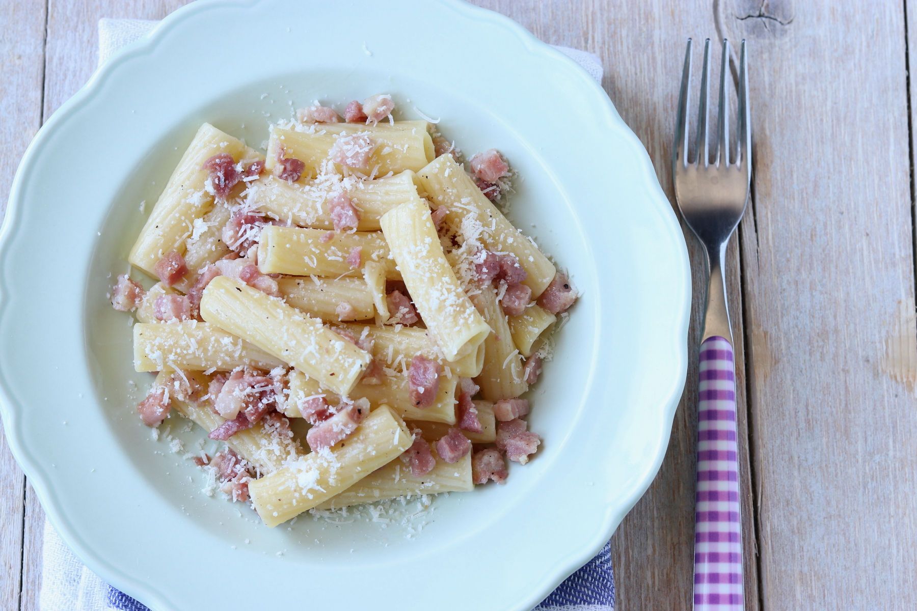 La ricetta tradizionale della pasta alla gricia