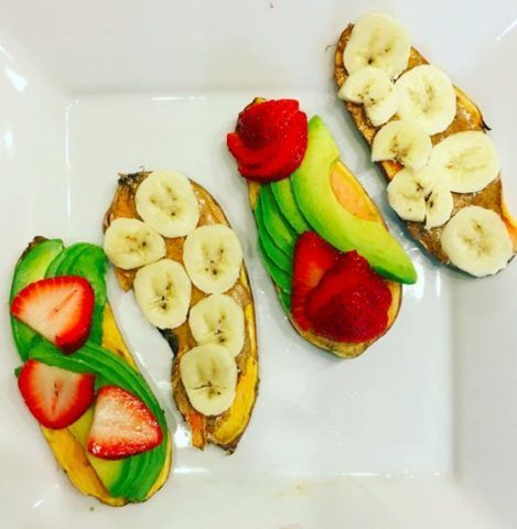 Sweet potato toast con frutta