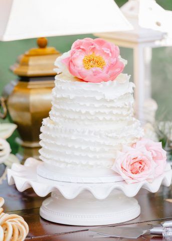 Torta di matrimonio romantica