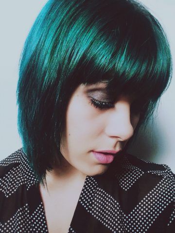 green dark hair