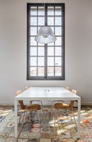 Biblioteca Can Manyer. Vilassar de Dalt. Spagna