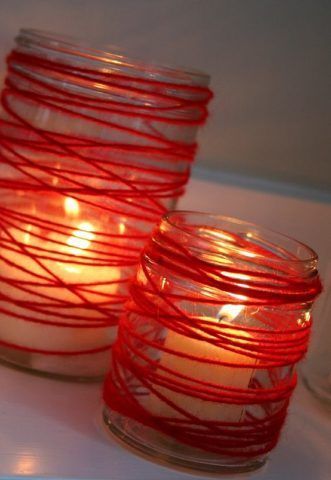 Barattoli decorati con filo rosso