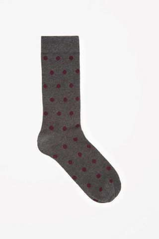 Calzini a pois di COS (7 €)