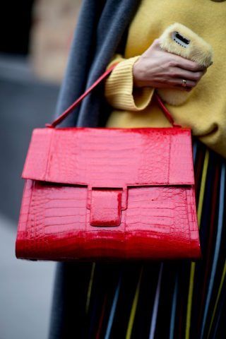 Borsa a mano in vernice