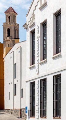 Biblioteca Can Manyer. Vilassar de Dalt. Spagna