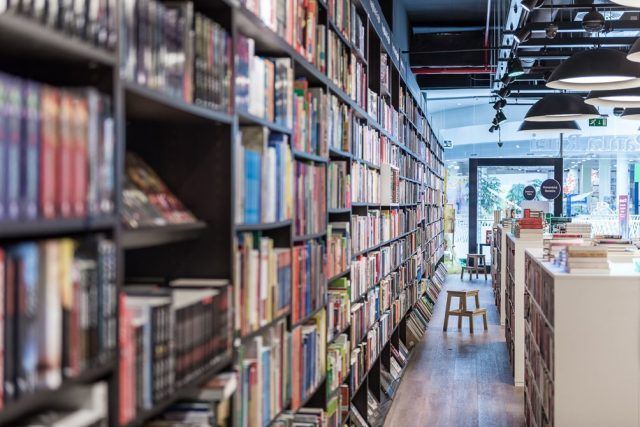 Panta Rhei & Café Dias / bookstore & cafe