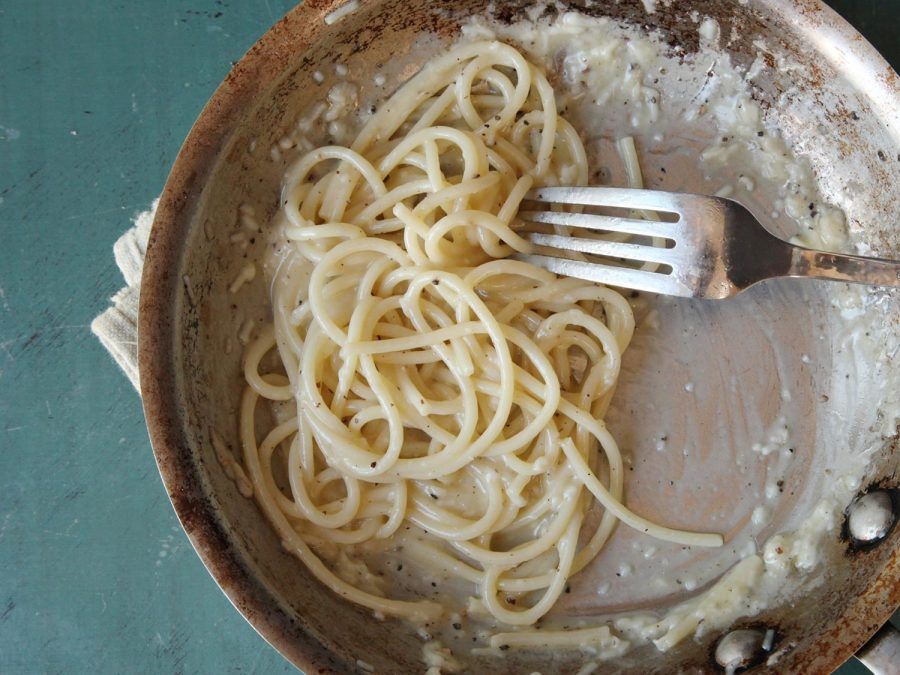 state a fare tanto i sofisti, allora servitemela in una pentolona la cacio e pepe! 