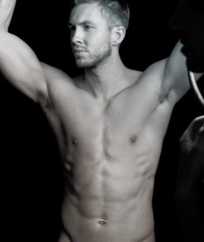In posa per Calvin Klein
