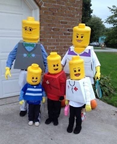 Costume di Carnevale fai da te: Lego Family
