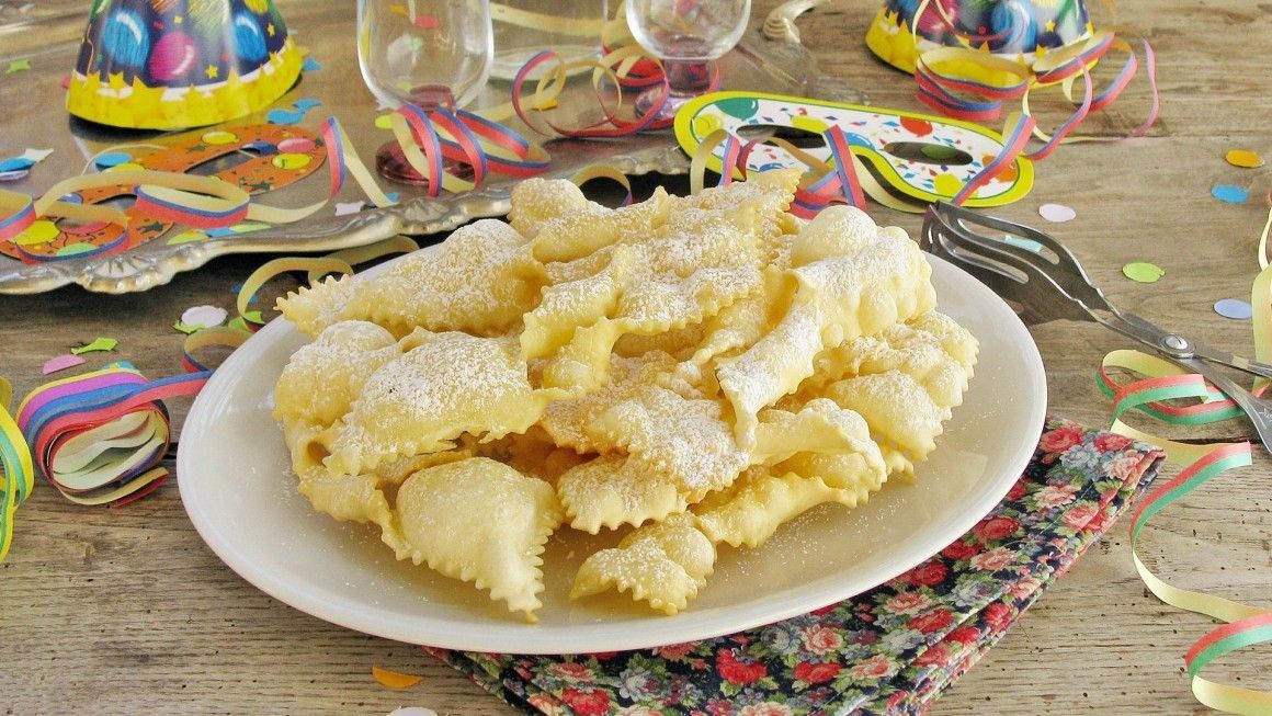 7 ricette di frappe o chiacchiere per Carnevale