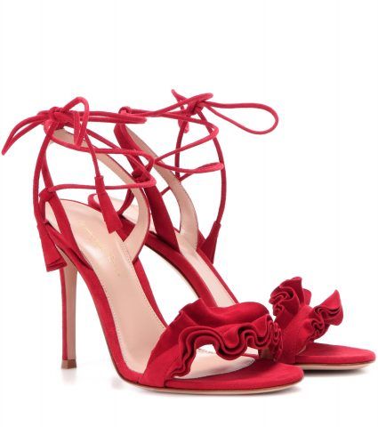 GIANVITO ROSSI 865€
