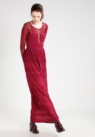 GUESS 120€