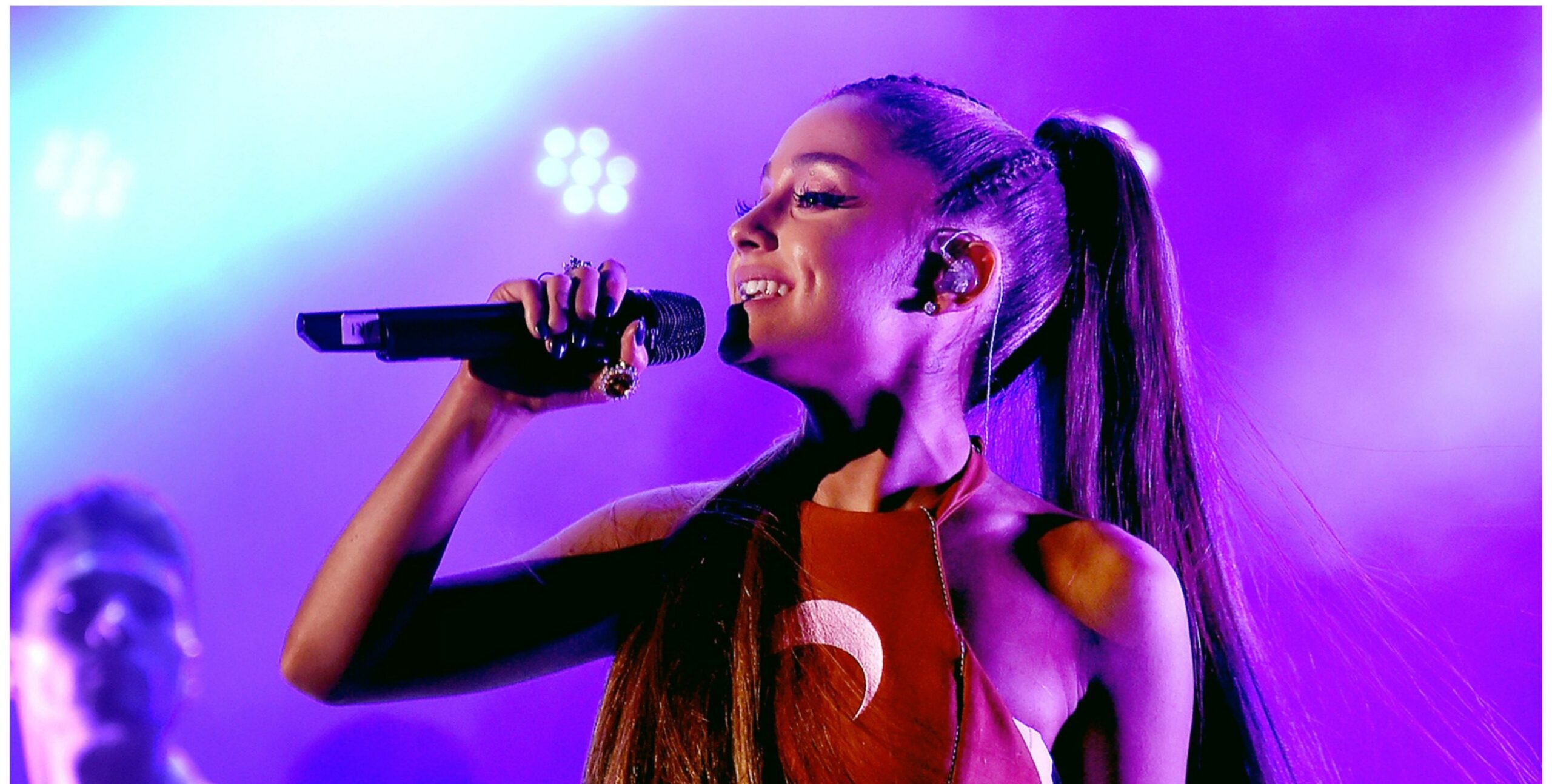 Amate la coda di cavallo? Prendete spunto da Ariana Grande!