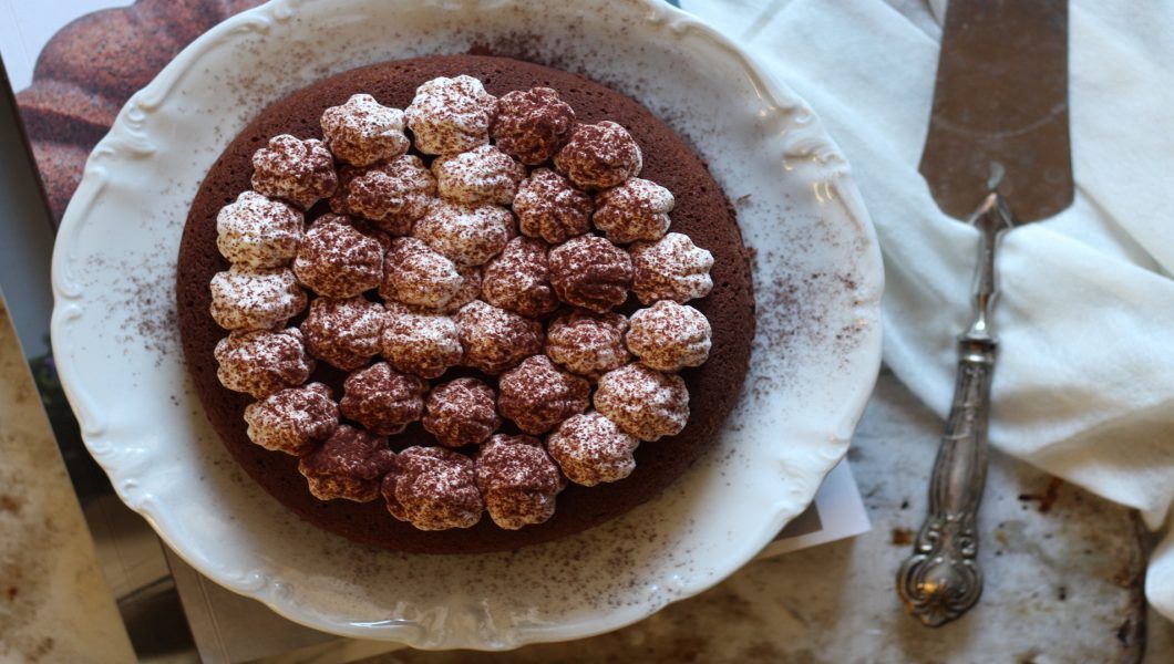 La video ricetta della torta al cioccolato in padella