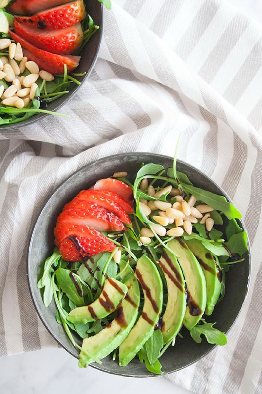 Insalata-di-rucola-con-fragole-e-avocado-5