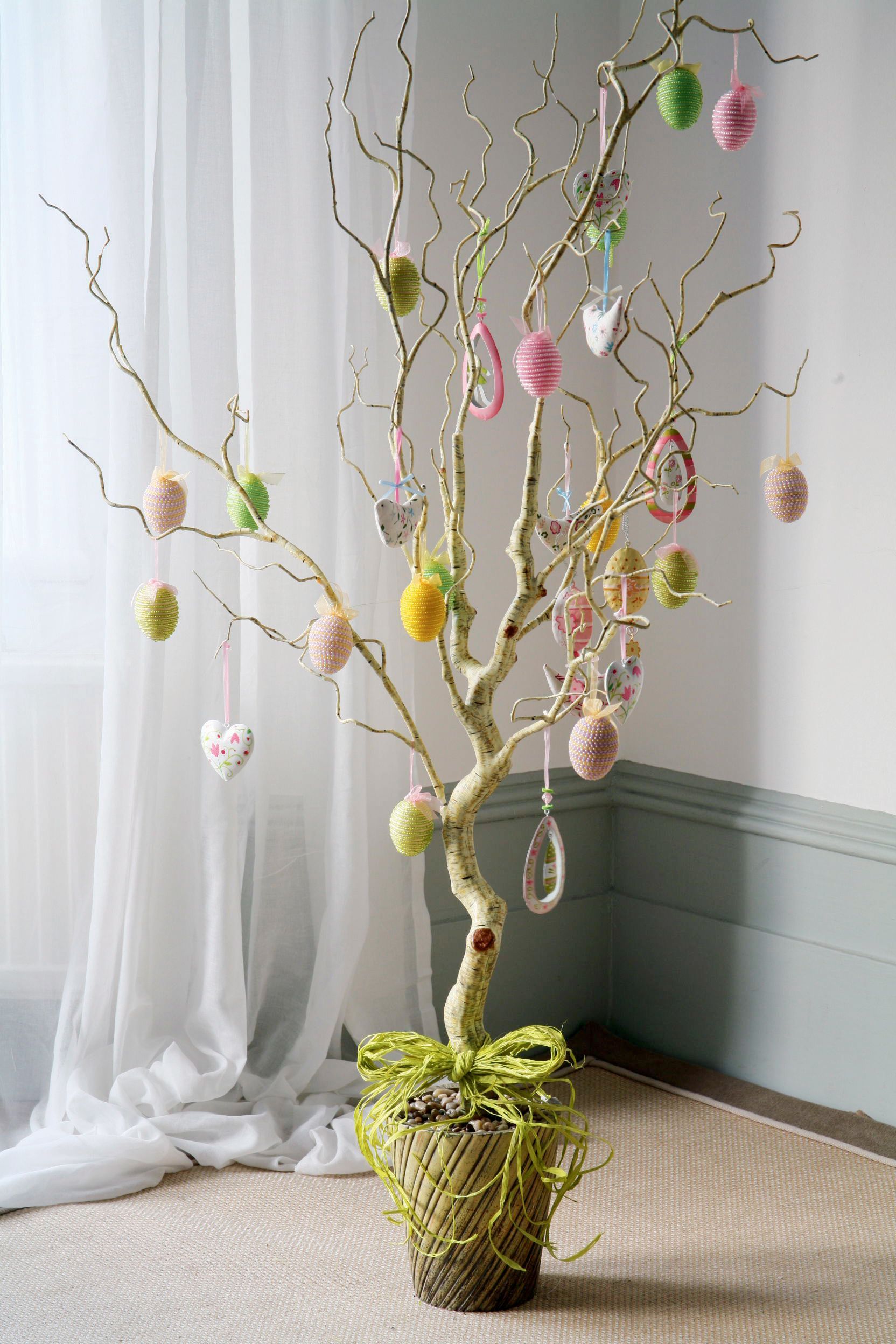 Come realizzare un albero di pasqua con il fil di ferro - Kreattivablog