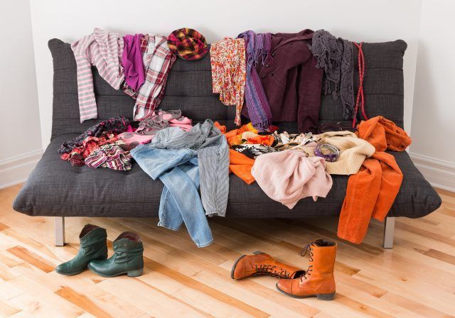 Infine, imparate a comprare solo ciò di cui avete bisogno, evitando di accumulare cose.