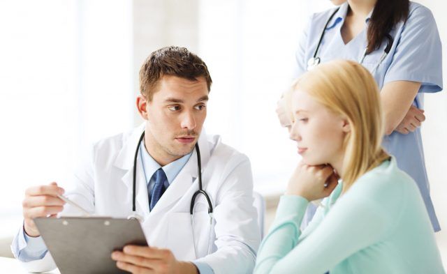 Rivolgersi al proprio medico curante, in particolare al ginecologo di fiducia, è molto importante.